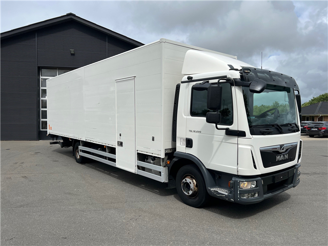 MAN TGL 12.220 kasse lift