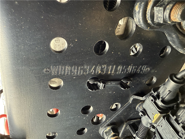 Mercedes Actros 1832 4x2 Euro 6