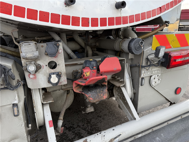 MAN TGS 35.480 8x2*6 Euro 6 23.000 l ADR Tankbil