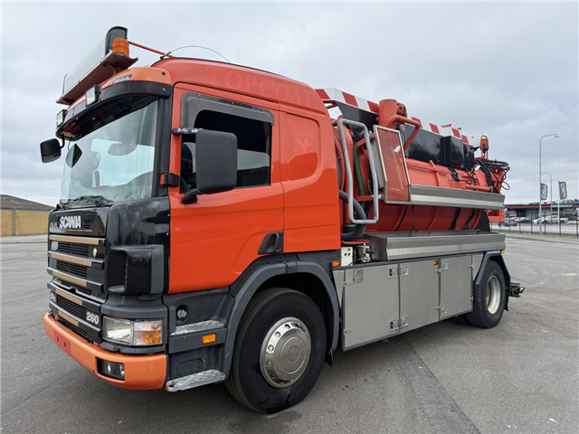 Scania P94/260 4x2 NZ SLS590 Kombi 8.400 l.