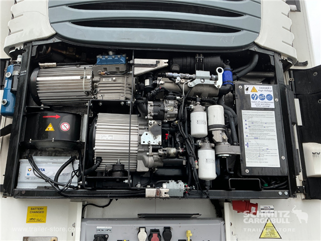 Schmitz Semi Reefer Meat hanging system