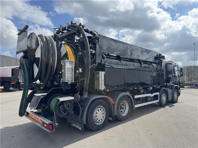 Scania P450 8x2*6 Hvidtved Larsen FlexLine 414 ADR