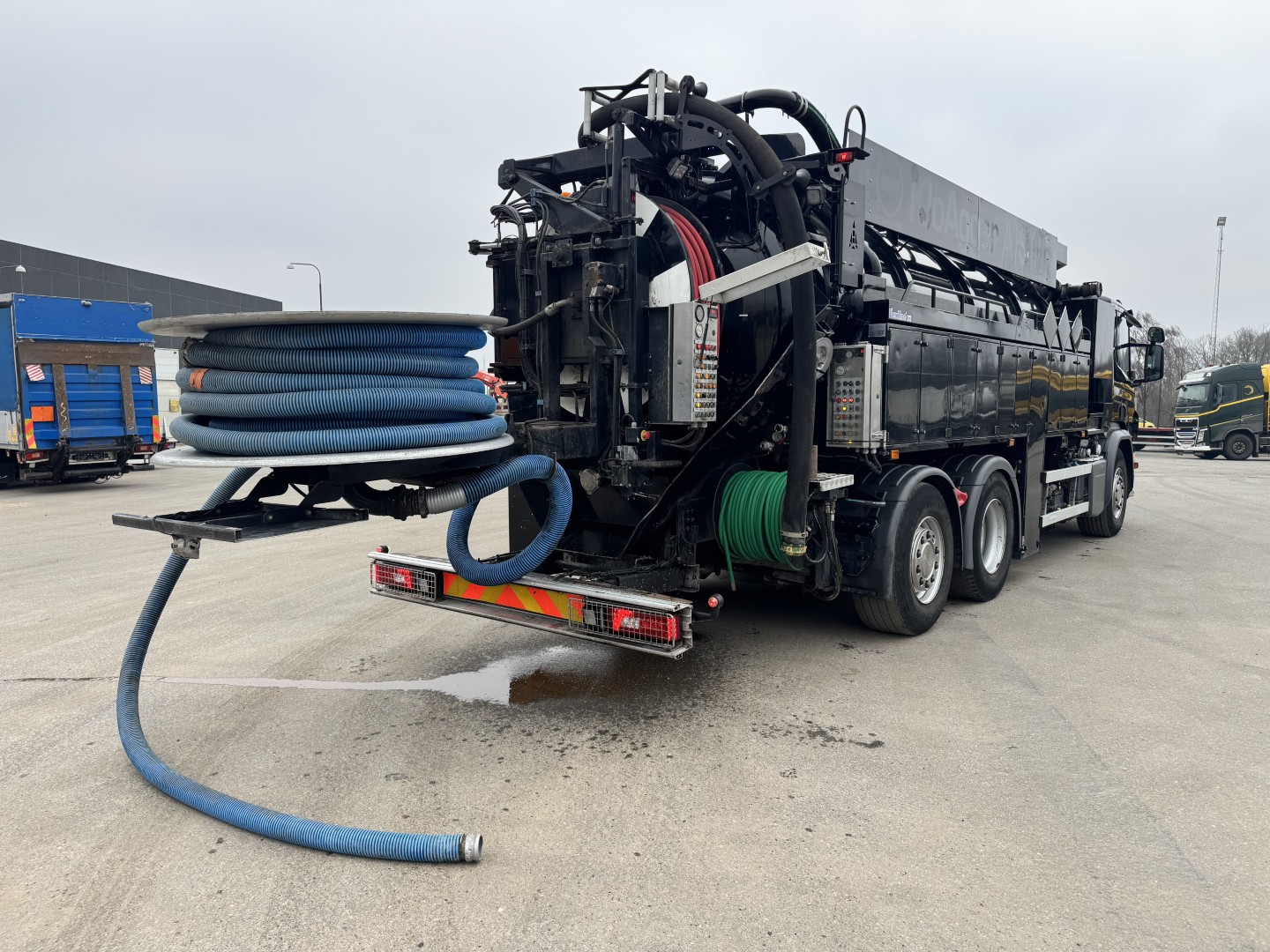 Scania P410 6x2*4 Hvidtved Larsen Flexline 312 ADR