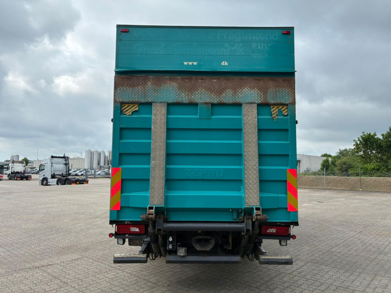 Scania G 320 DB4x2MLB