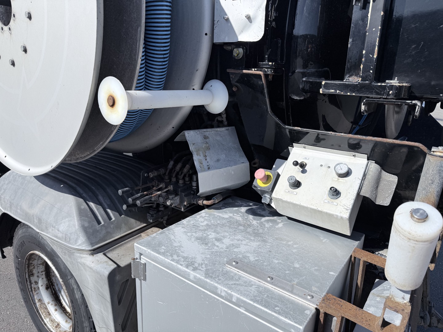 Mercedes Atego 1224 4x2 Hvidtved Larsen Cityflex 204