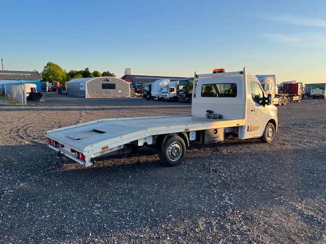 Renault Master 2.3 DCI 150HK Autotransporter – Knæklad