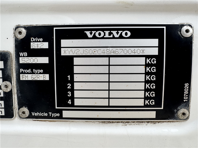 Volvo FM440 8x2*6 24.000 l. ADR Tankbil
