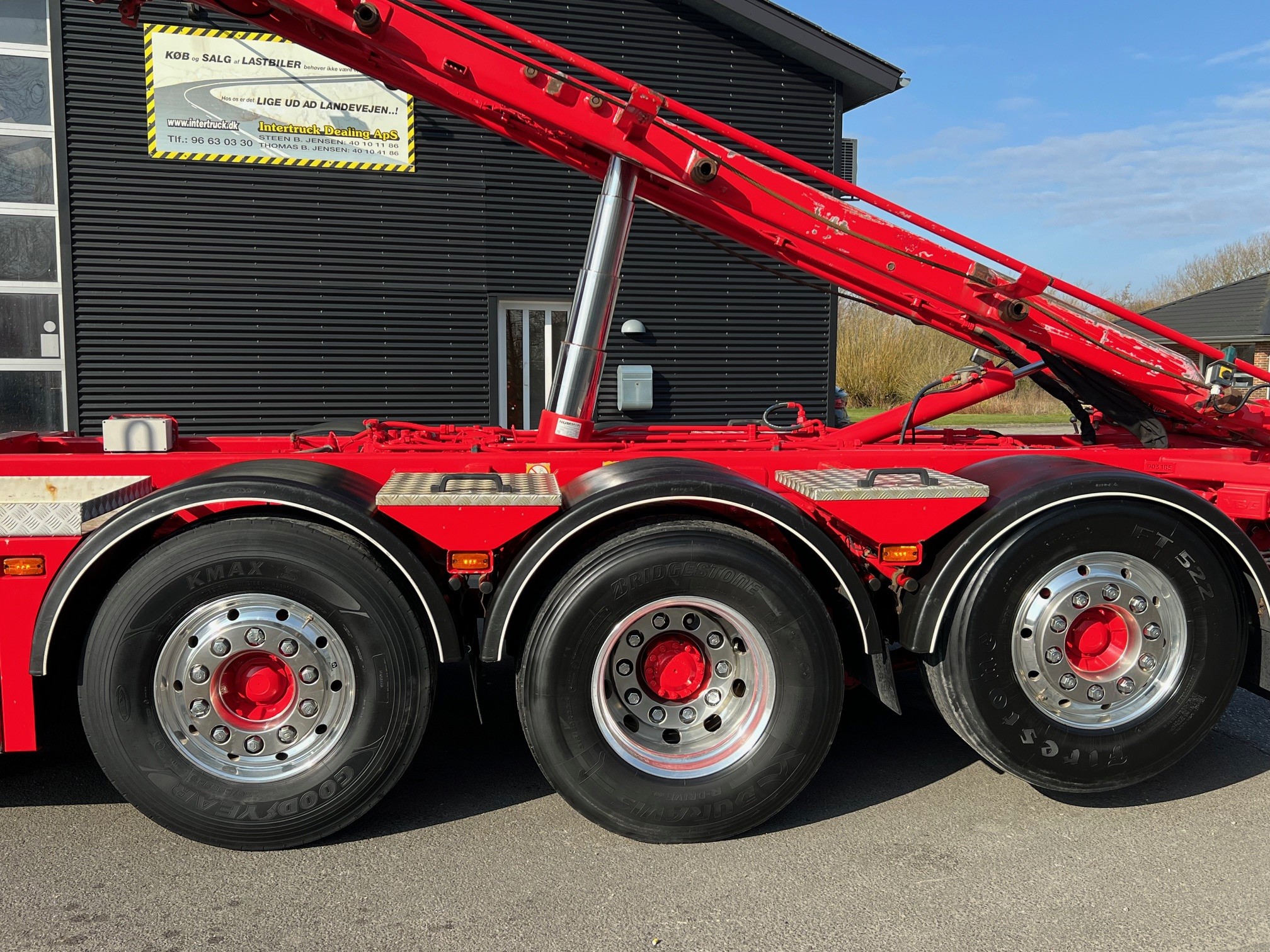 Volvo FM460 8X2*6 HMF 2120 Kran og hejs