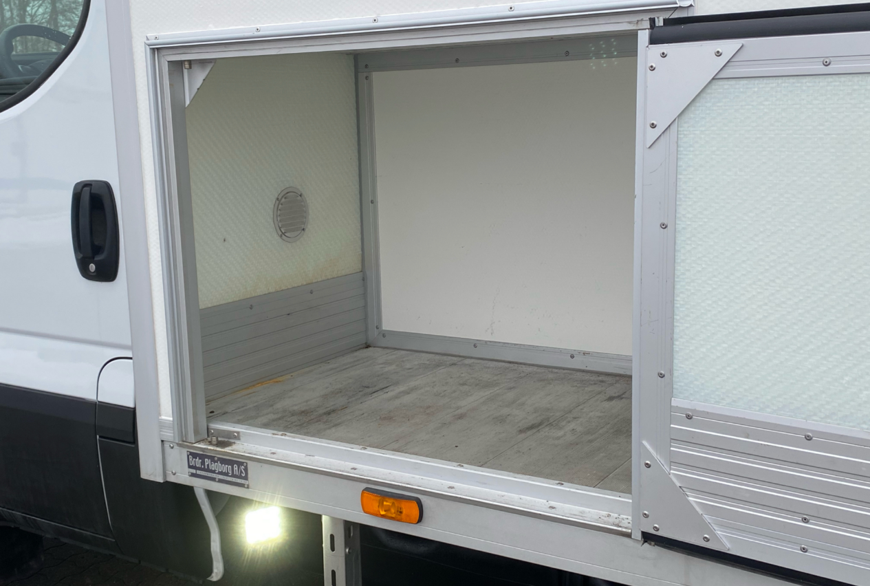 Iveco 70C21A8H/P 8 pallers