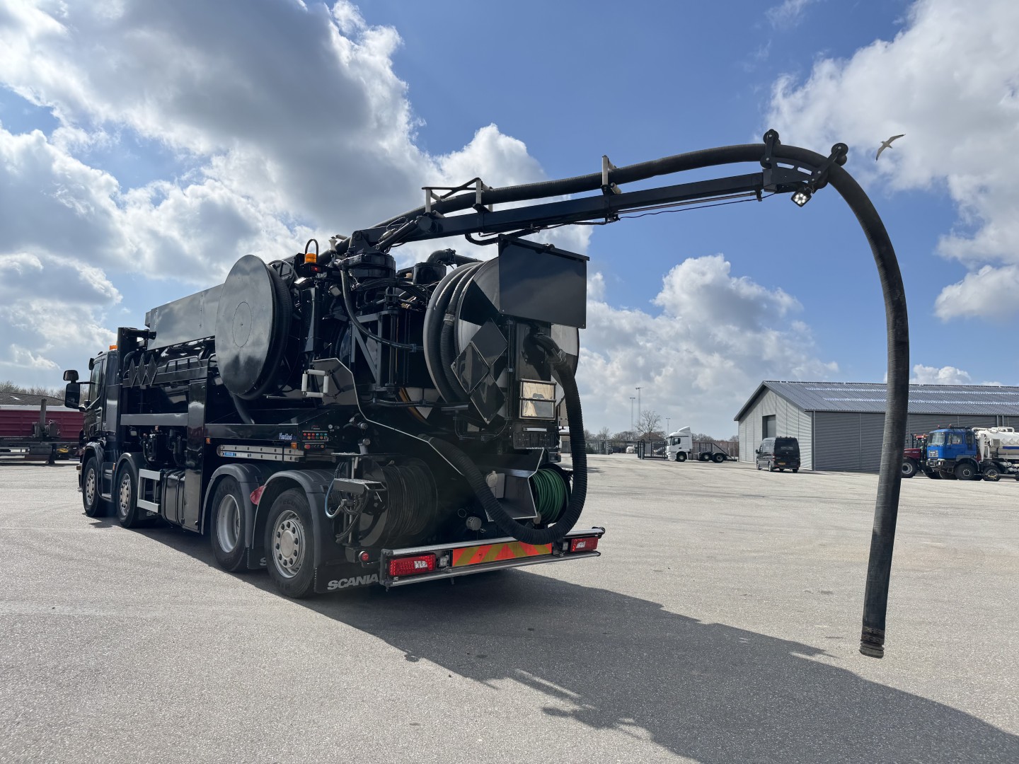 Scania P450 8x2*6 Hvidtved Larsen FlexLine 414 ADR