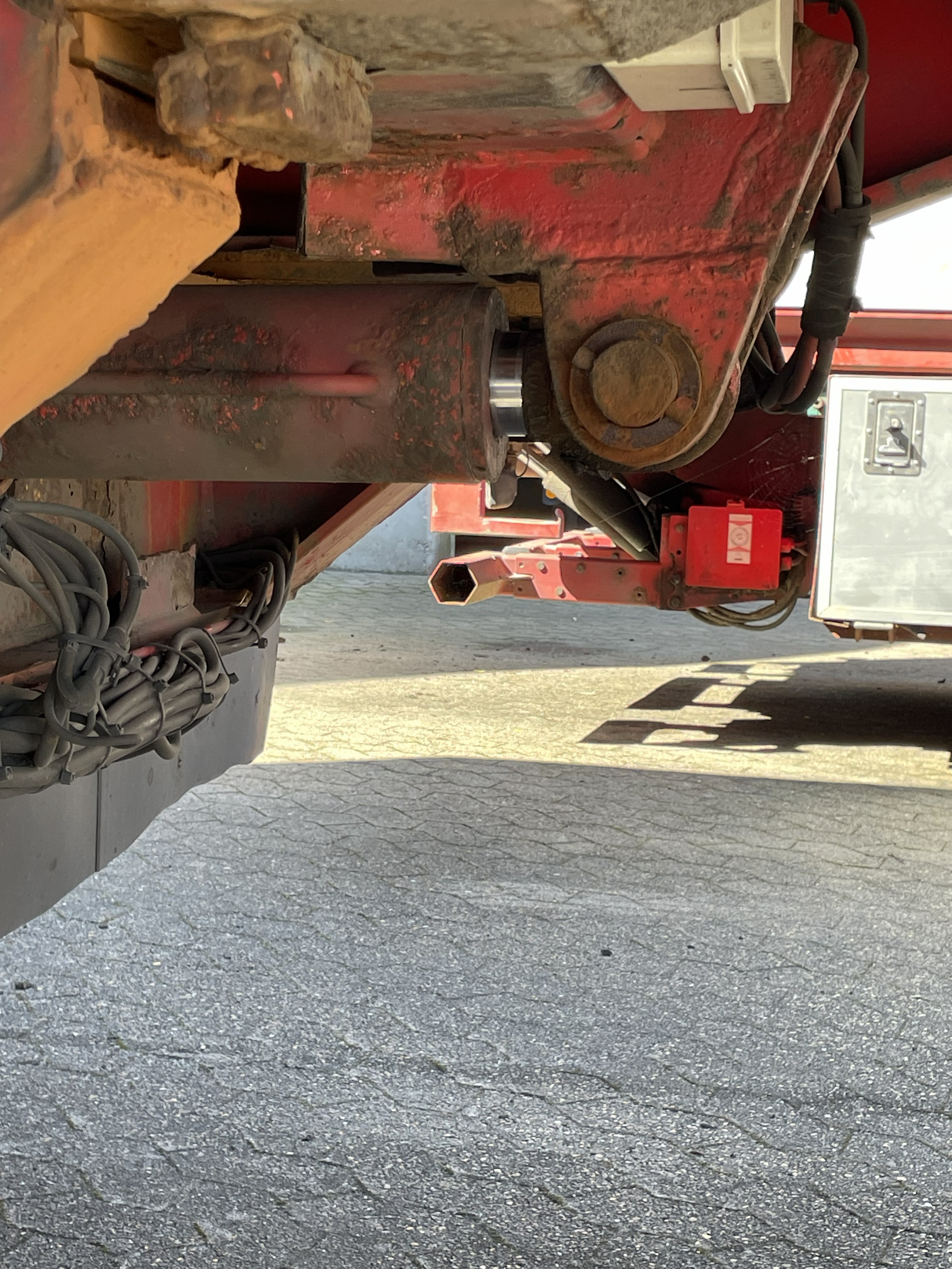 HFR 2 ax. Linktrailer med lift