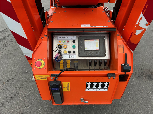 Jekko Minikran SPX527 med spil, fly-jib og glasmanipulator