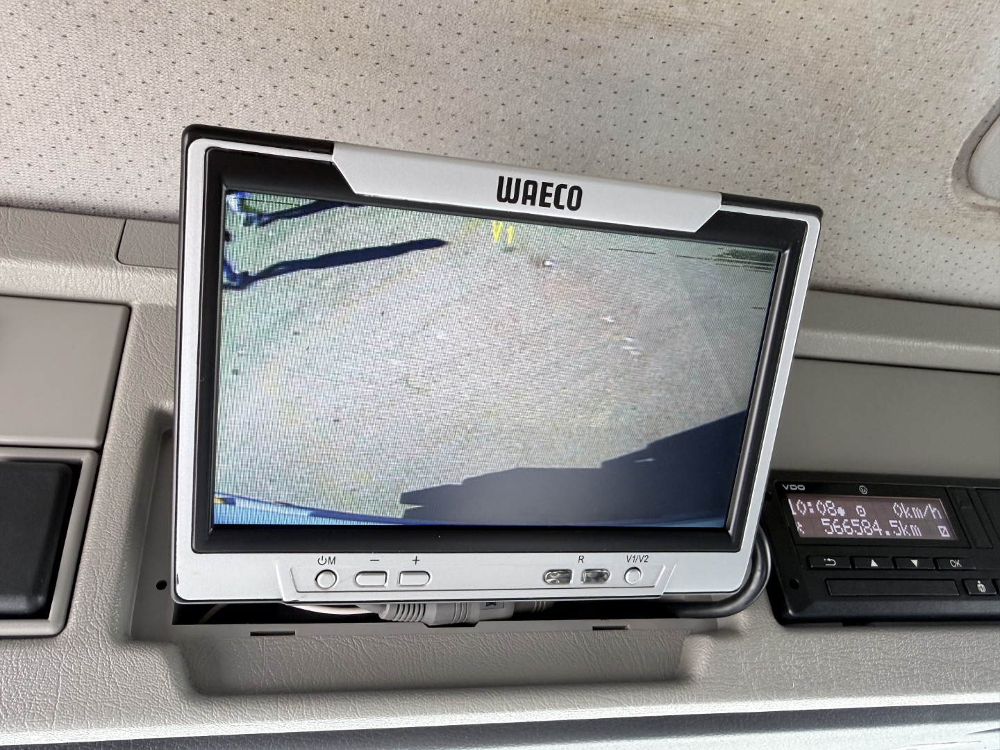 Volvo FM9/260 4x2 12.865 L ADR Tankbil