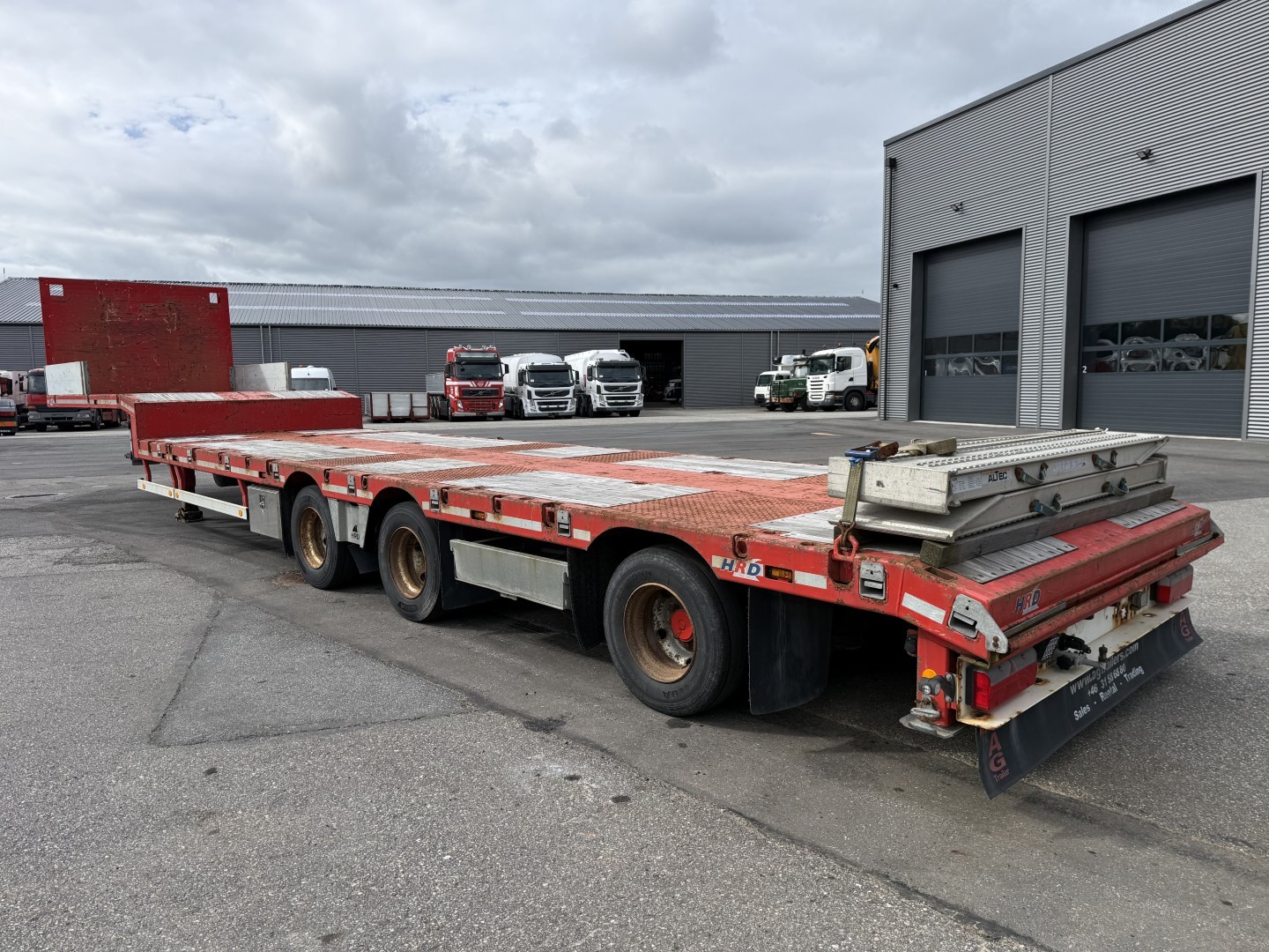 HRD 3 akslet Nedbygget 6,5 m. udtrækstrailer
