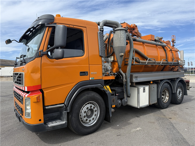 Volvo FM300 6x2*4 Simon Moos SLS909 10.500 l. Kombi