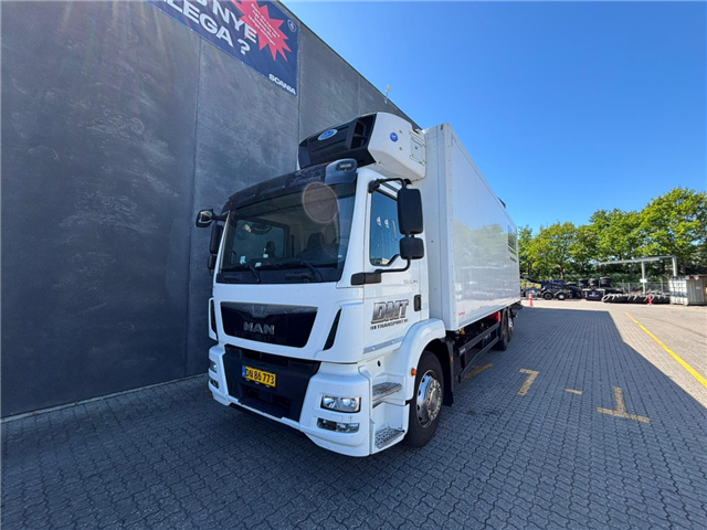 MAN TGM 26.340 6X2-4 BL Frigde