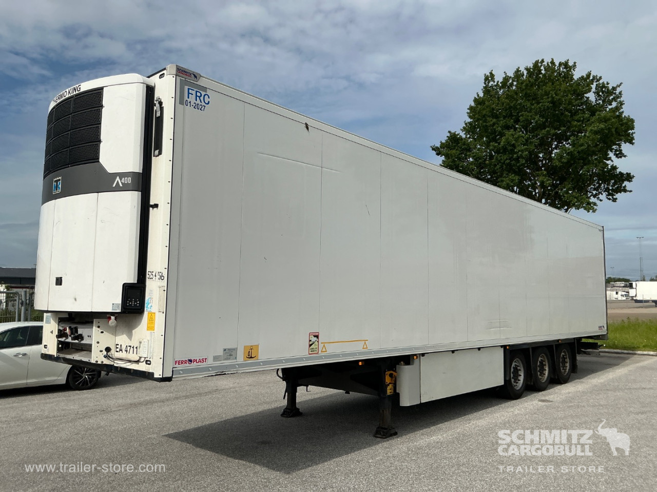 Schmitz Semi Reefer Meat hanging system