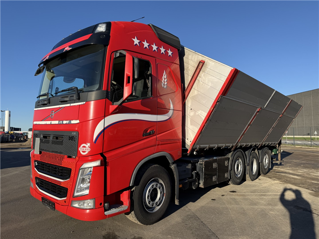 Volvo FH500 8x2*6 Tip / HMF 2120 K3