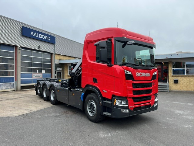 Scania R560