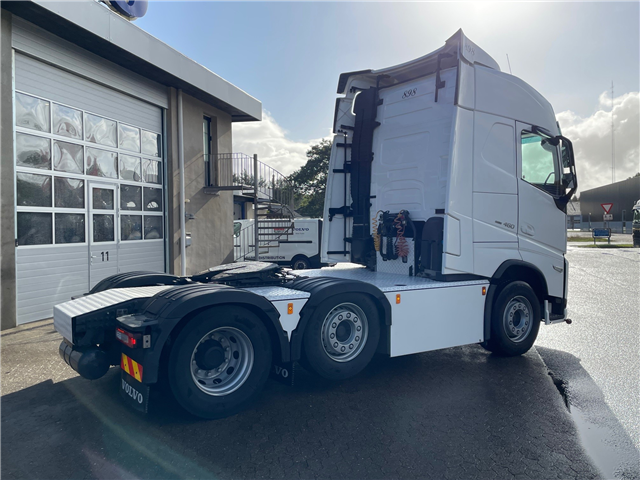 Volvo FH460 6x2 Pusher