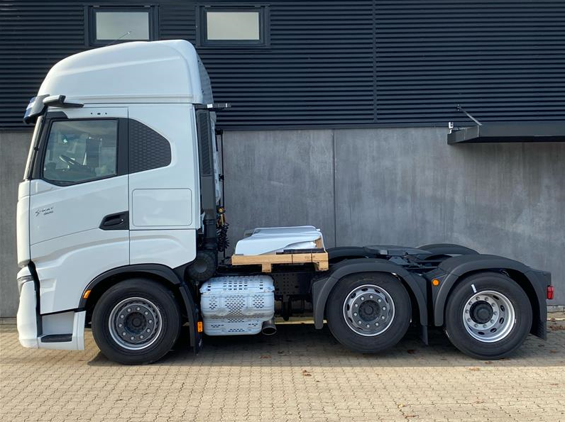 Iveco AS440S50-E6e TX/FP 6x2x4