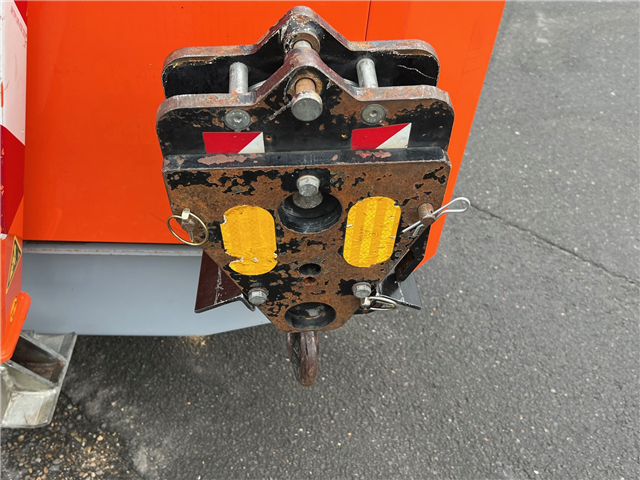 Jekko Minikran SPX527 med spil, fly-jib og glasmanipulator