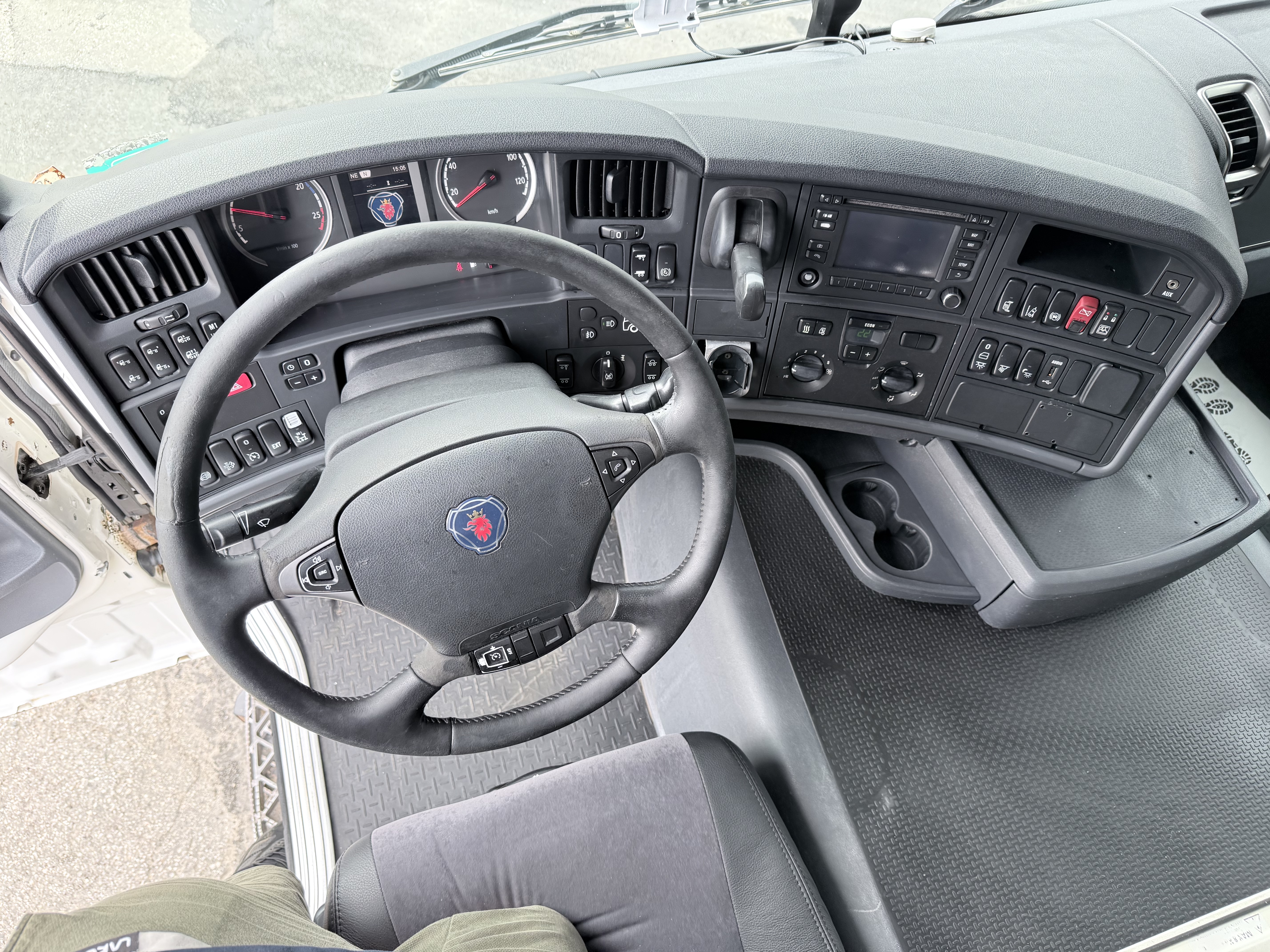 Scania G450 8x2-6 Euro 6 ADR Chassis