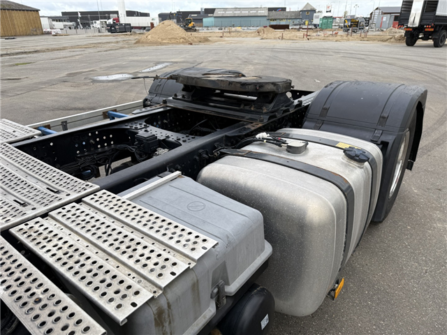 Mercedes Actros 1832 4x2 Euro 6