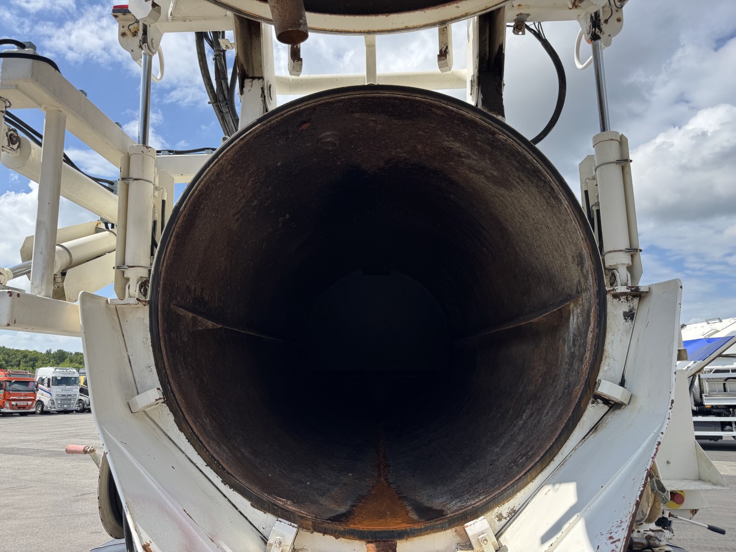 MAN 35.464 8x8 Hvidtved Larsen 9000 L
