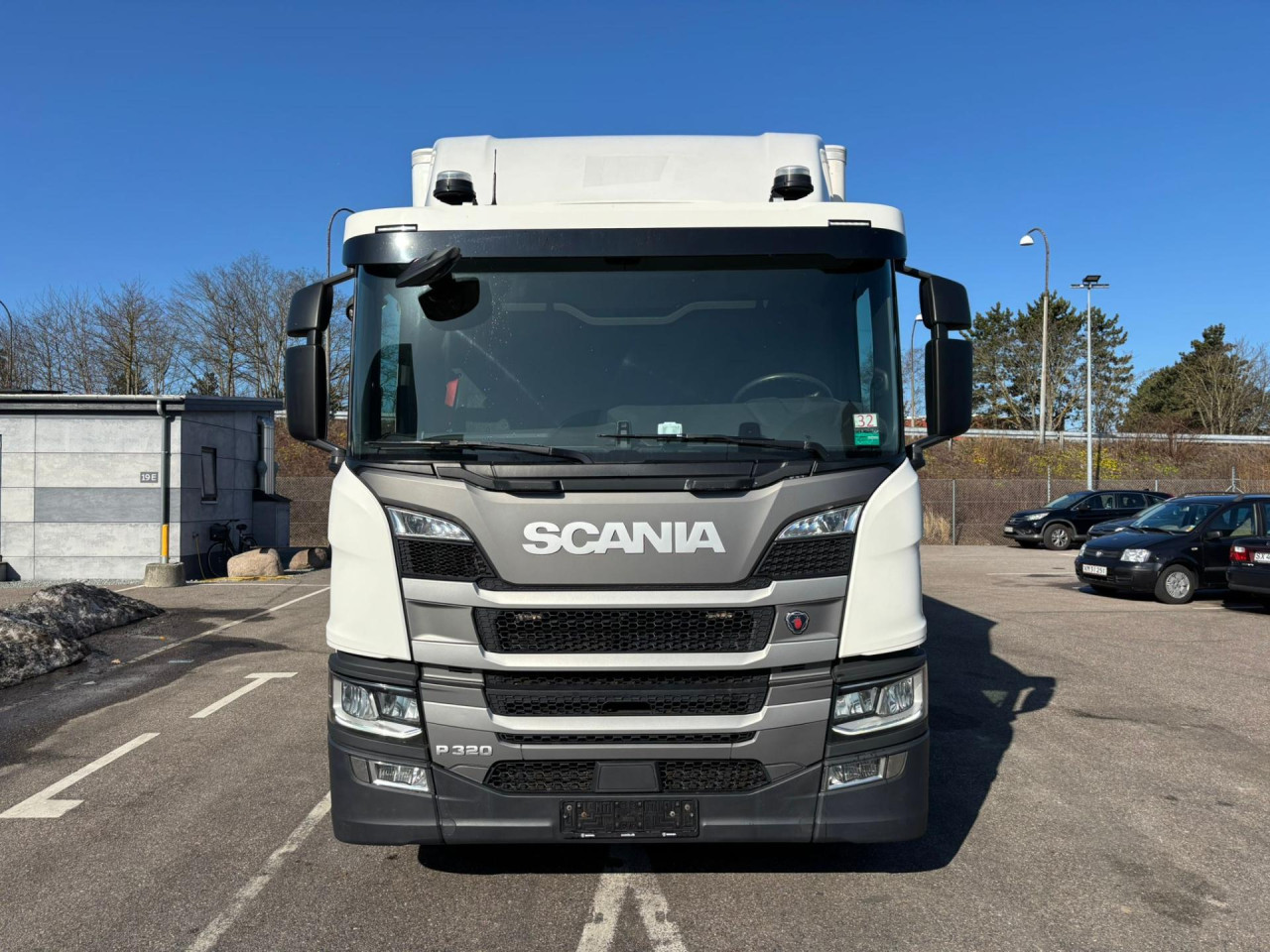 Scania P 320 B6x2*4NB - kølebil