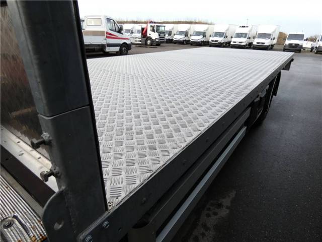 Iveco Eurocargo 160-250 Stiladsbil m. Kran