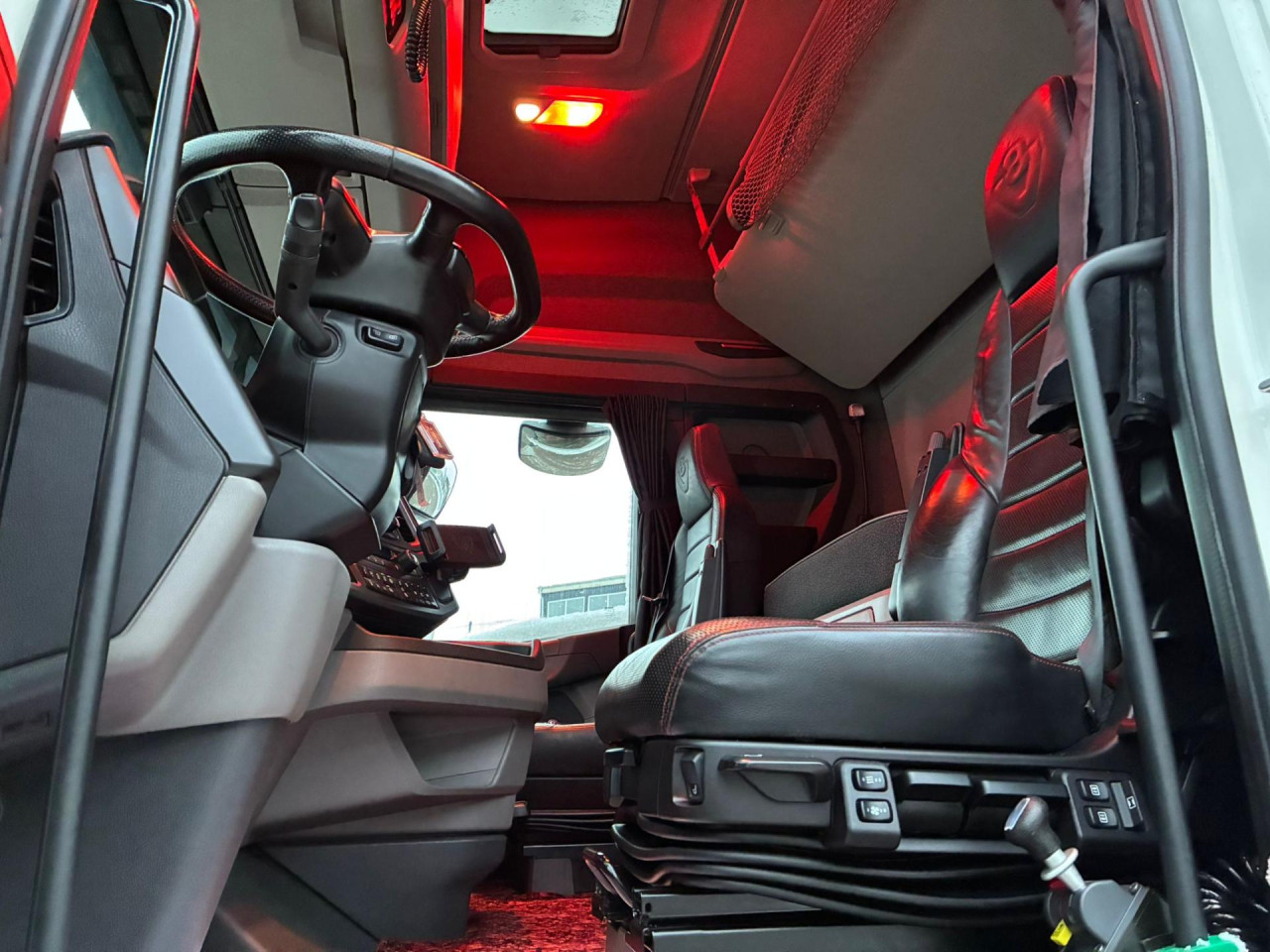 Scania S 660 A6x2NB - Hydraulik