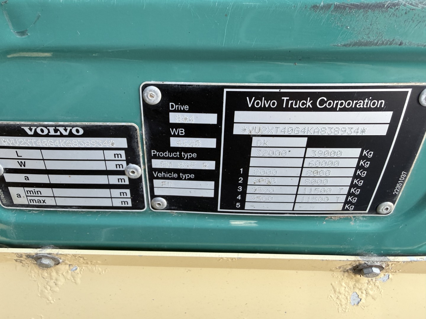 Volvo FMX500 8x4 med tandemakselløft HMF Pendeltip