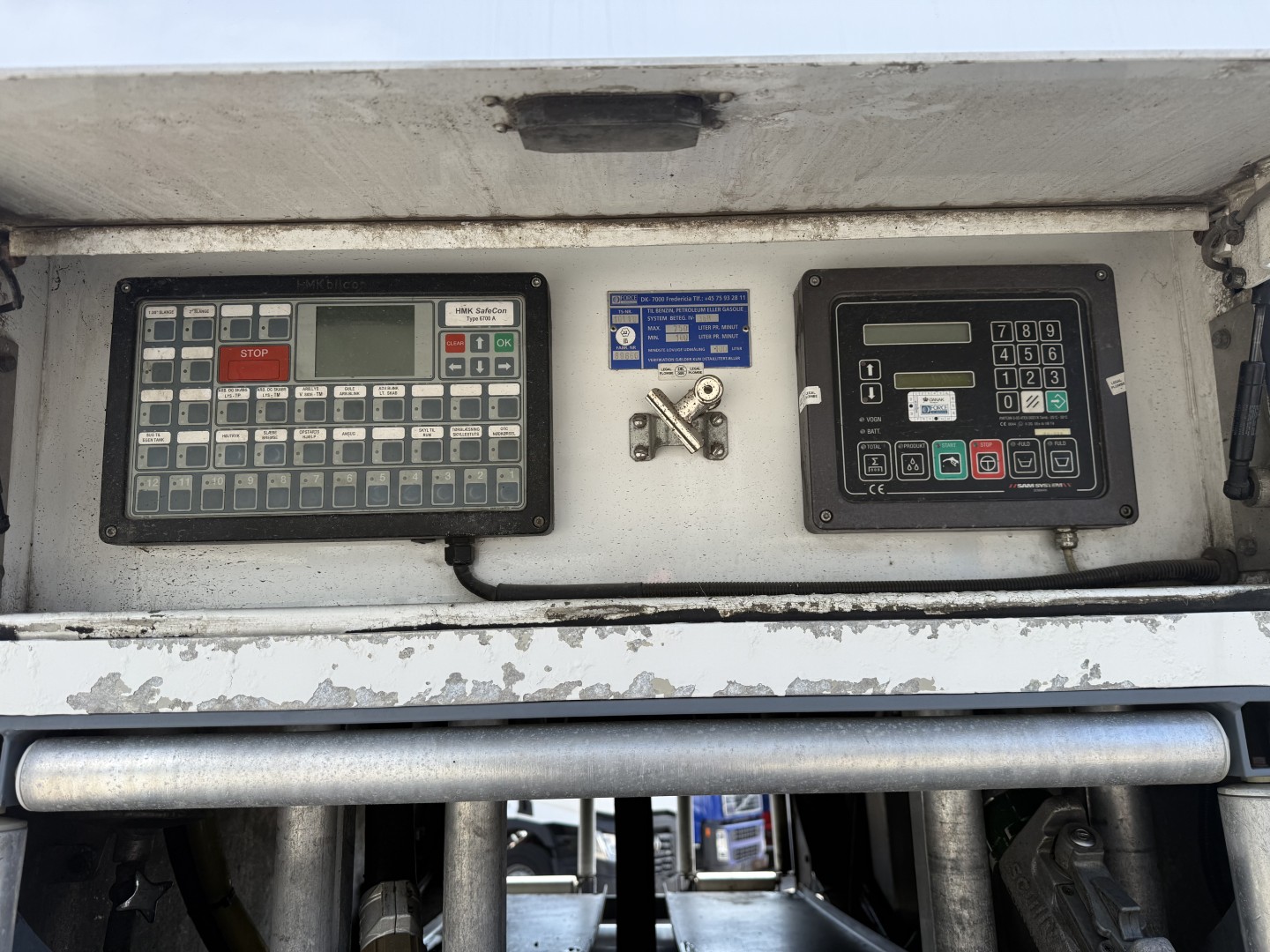 Volvo FM440 8x2*6 24.000 l. ADR Tank