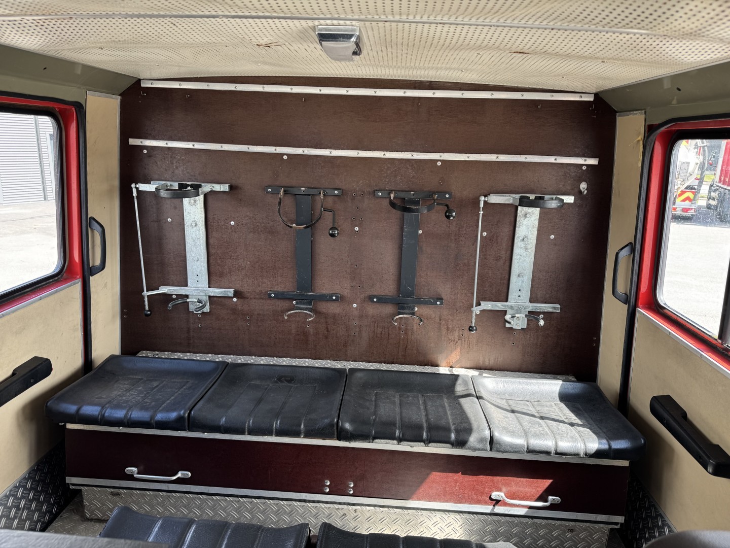 Mercedes 1117 4x2 Autosprøjte / Brandbil