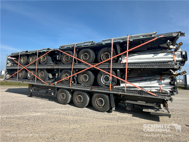 Schmitz Semi Curtainsider Standard