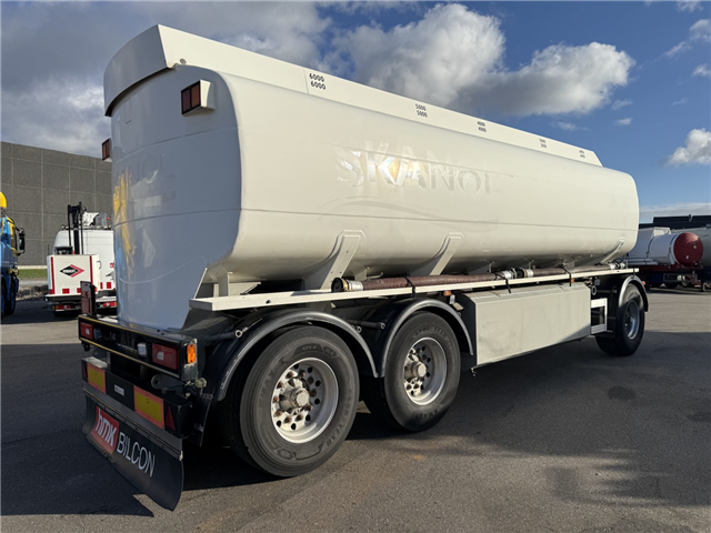 HMK Bilcon 27.000 l. ADR 5 rum.