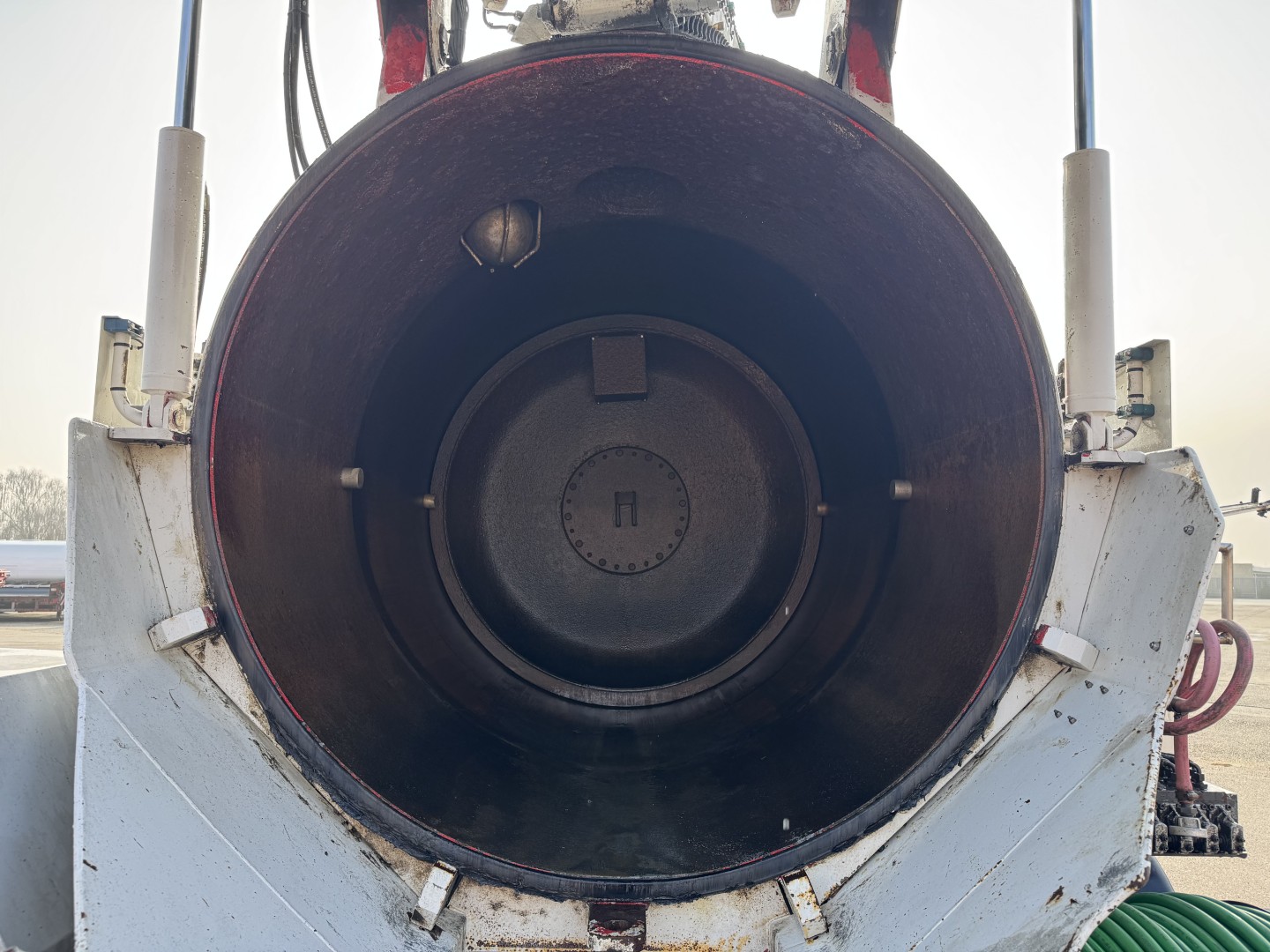 Scania P320 4x2 Hvidtved Larsen 7000 L Kombi