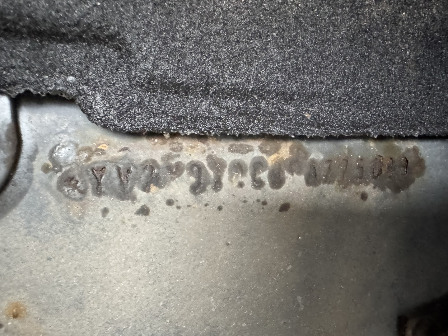 Volvo FM330 6x2*4 Carrier Supra 1250 Mt 9,9m (defekt kølemaskine)