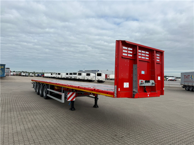 Kässbohrer 3 aks. SPB Flatbed