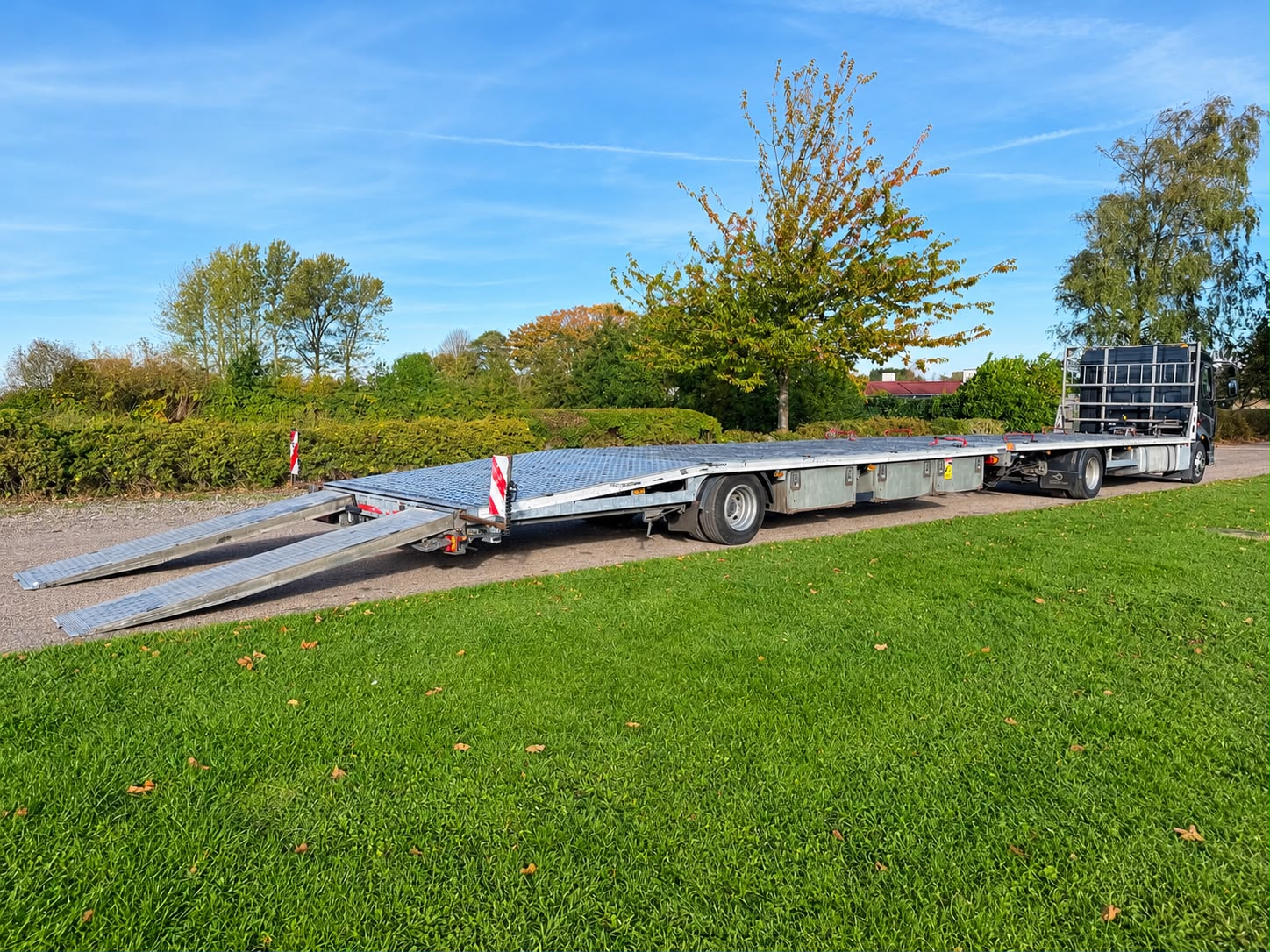 Volvo FL210 - Autotransporter