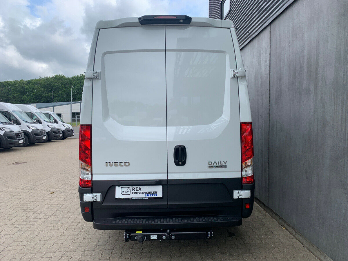 Iveco Daily 35S16A8 12m3 Aut.