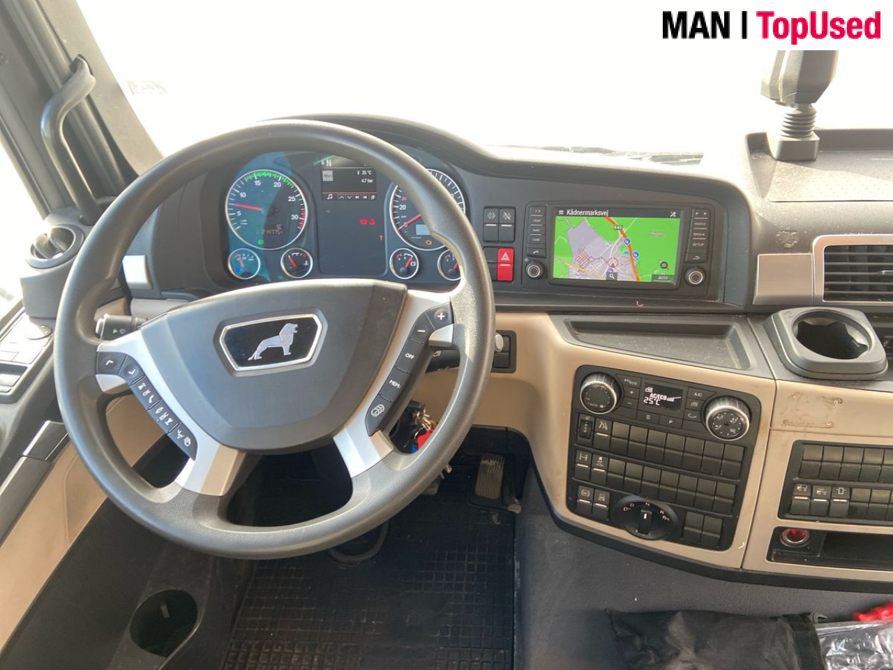 MAN TGL 12.220 4X2 BL