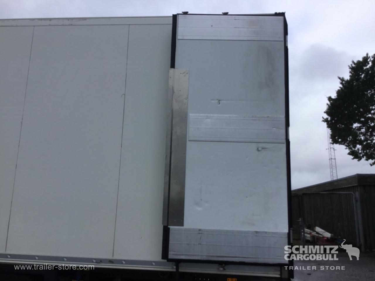 Schmitz Semi Reefer Meat hanging system