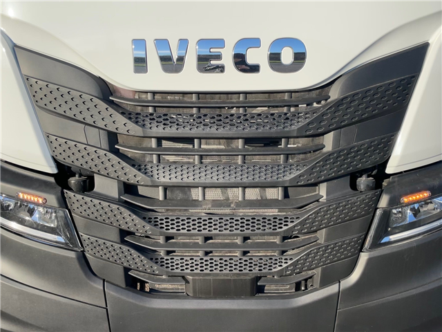 Iveco S-WAY AD190S34-E6e/FP Stillads