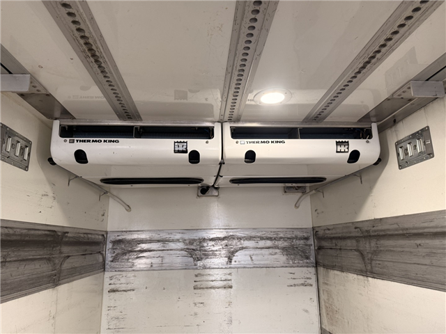 Volvo FE320 6x2*4 Thermo King T1200-R Spectrum 9,80 m. Kølekasse