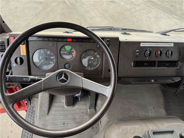 Mercedes 1117 4x2 Autosprøjte / Brandbil