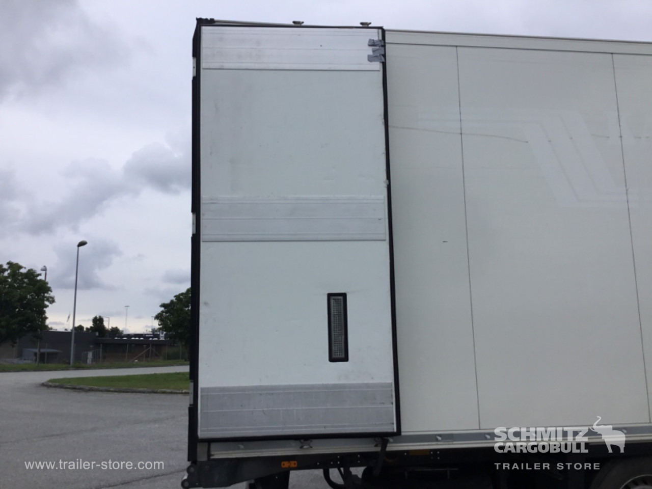 Schmitz Semi Reefer Meat hanging system