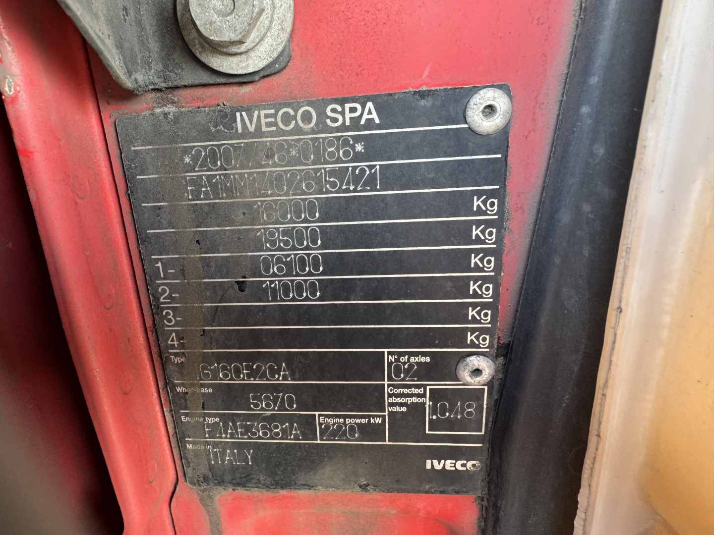 Iveco EuroCargo 160E30 / Kran Fassi F110 / Glaslad