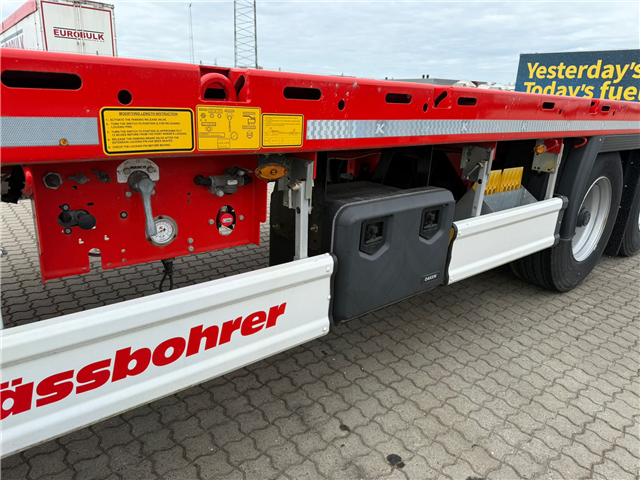 Kässbohrer SPA X3 Flatbed